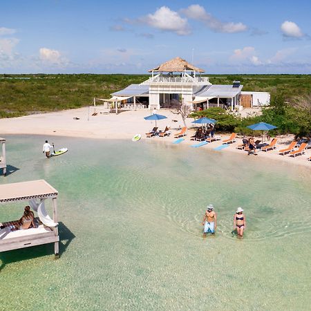 Mahogany Bay Resort And Beach Club, Curio Collection Сан Педро Екстериор снимка