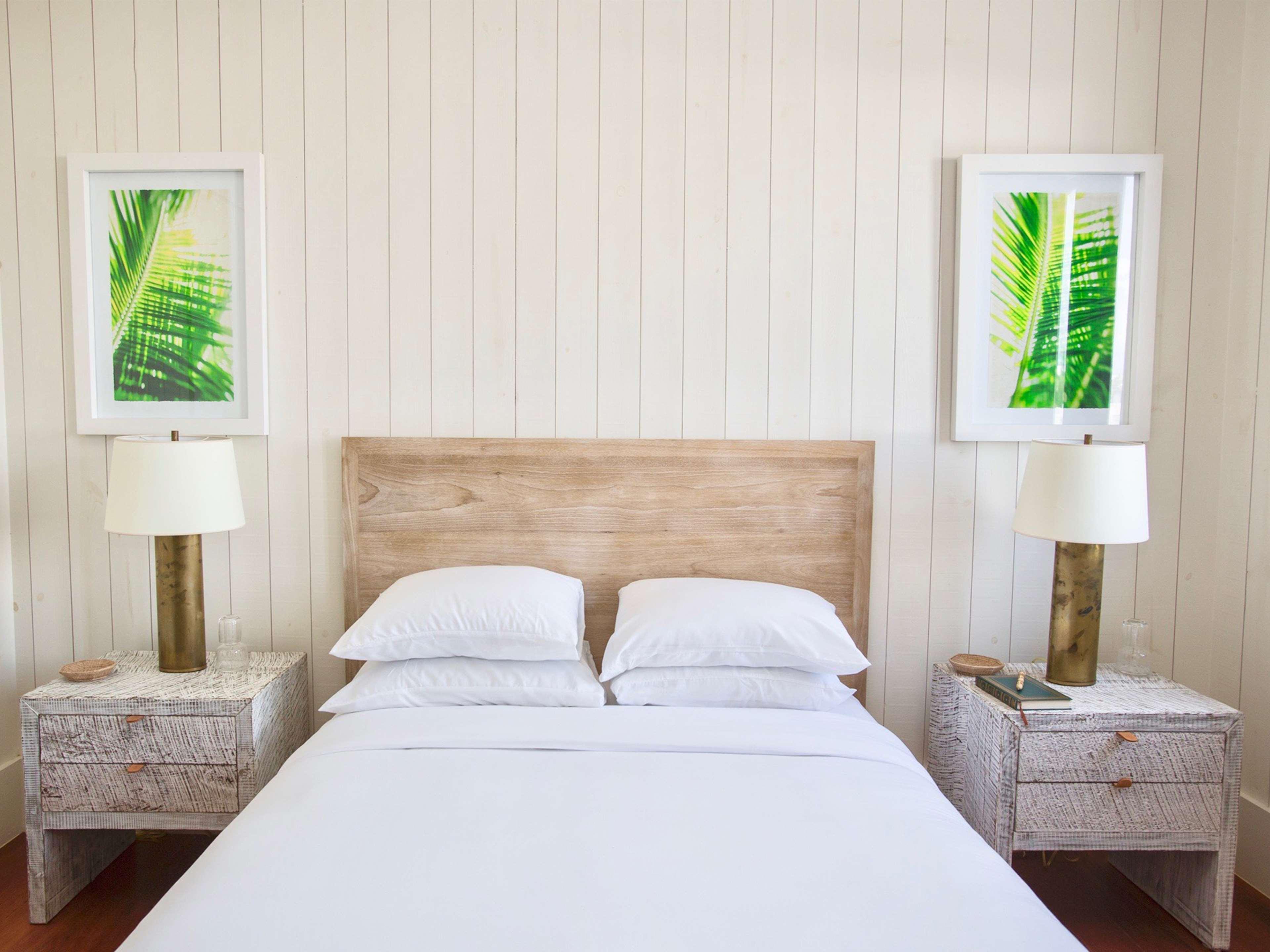 Mahogany Bay Resort And Beach Club, Curio Collection Сан Педро Екстериор снимка
