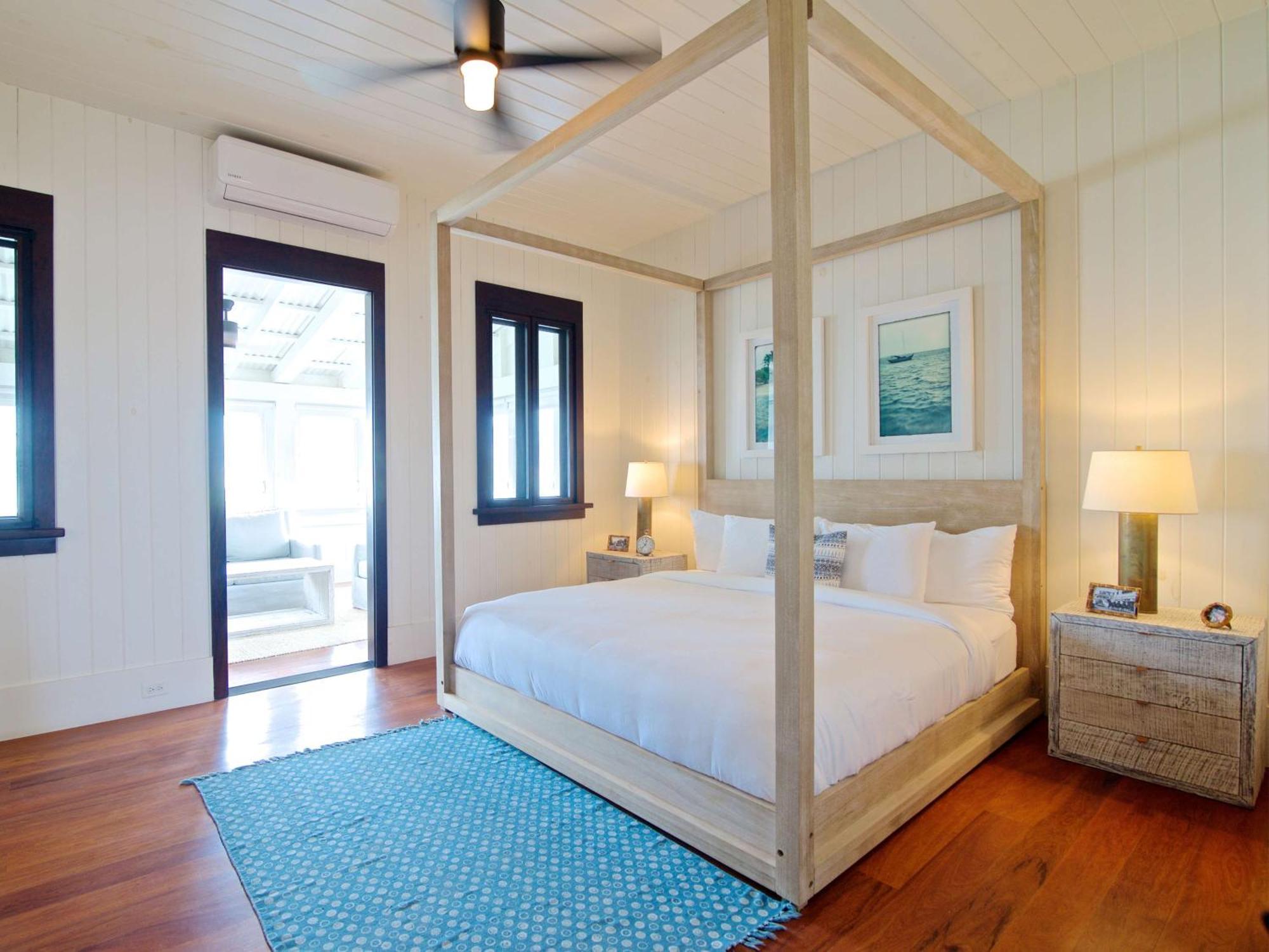 Mahogany Bay Resort And Beach Club, Curio Collection Сан Педро Екстериор снимка