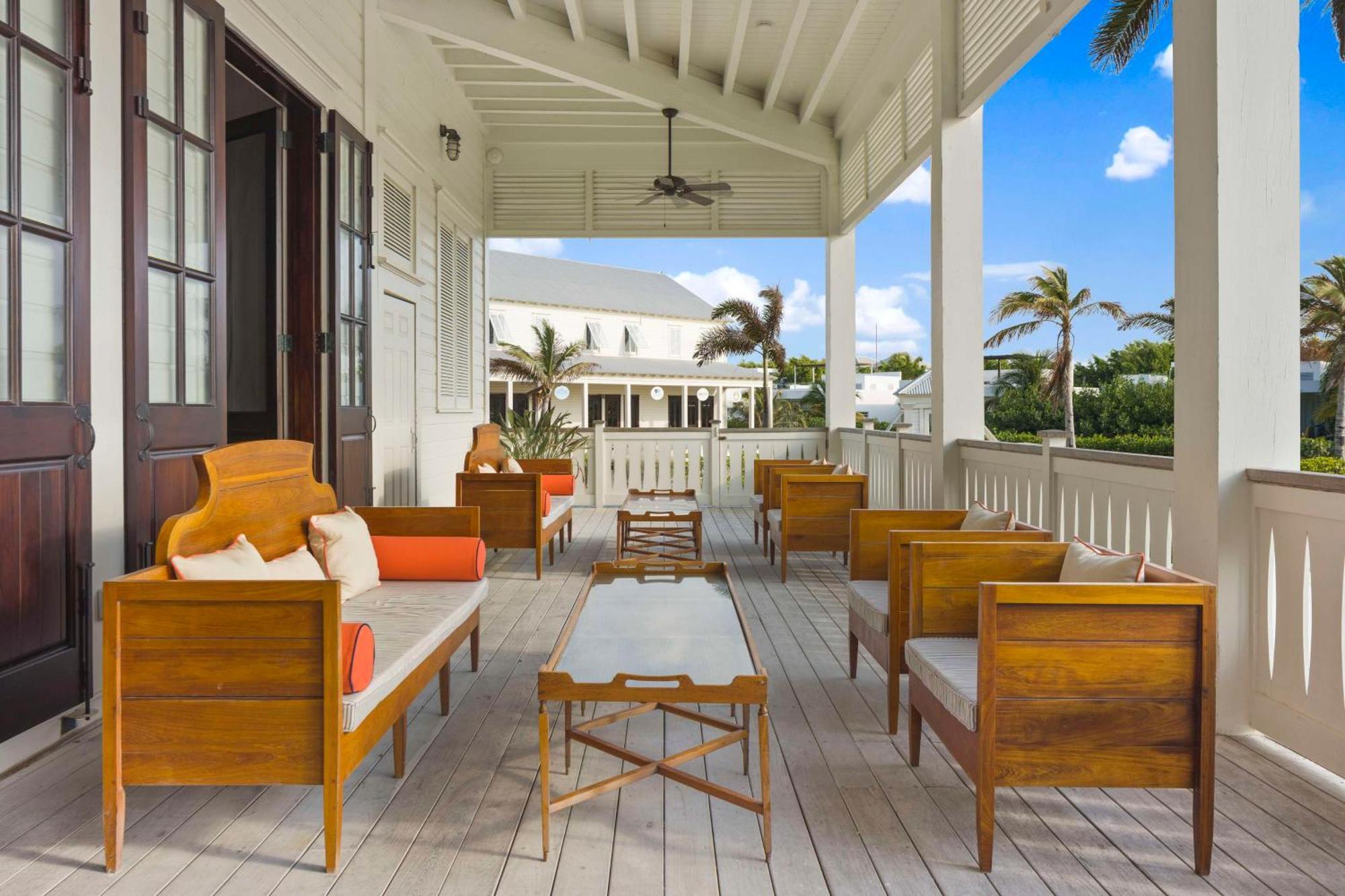 Mahogany Bay Resort And Beach Club, Curio Collection Сан Педро Екстериор снимка
