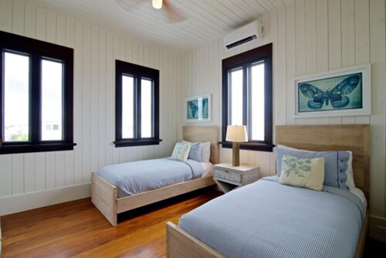 Mahogany Bay Resort And Beach Club, Curio Collection Сан Педро Екстериор снимка