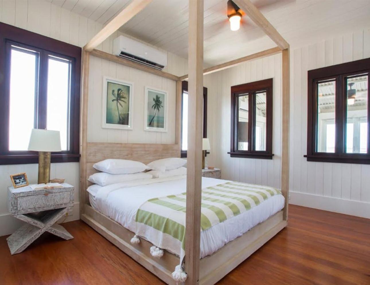 Mahogany Bay Resort And Beach Club, Curio Collection Сан Педро Екстериор снимка
